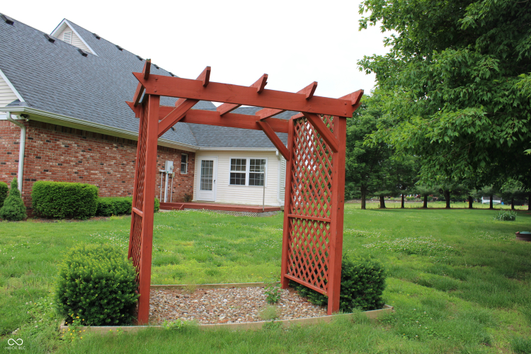Listing Image 8