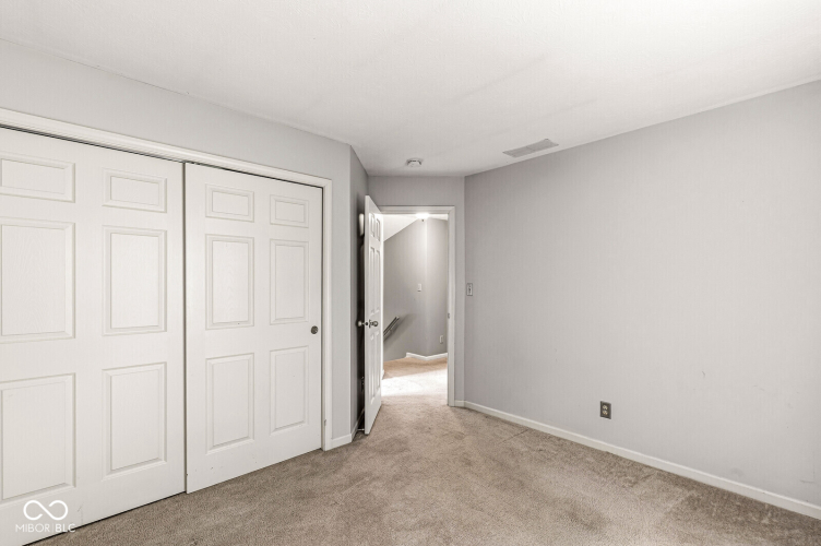 Listing Image 24