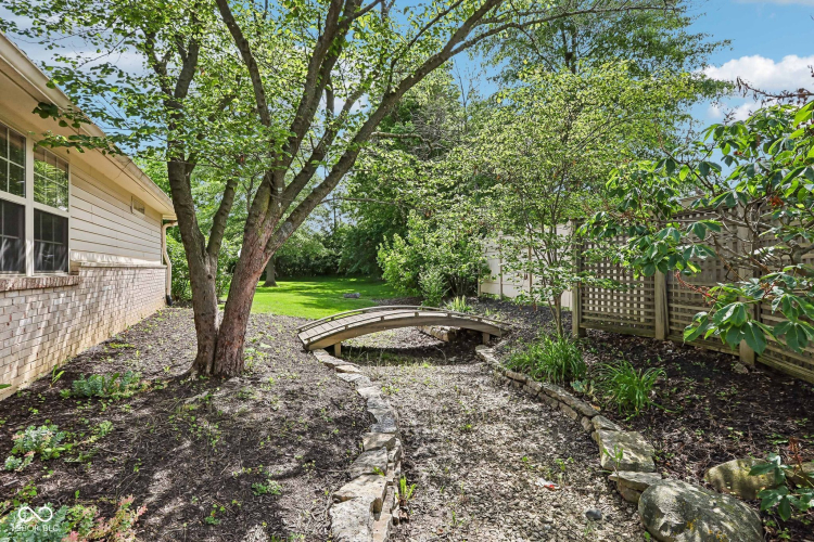 Listing Image 28
