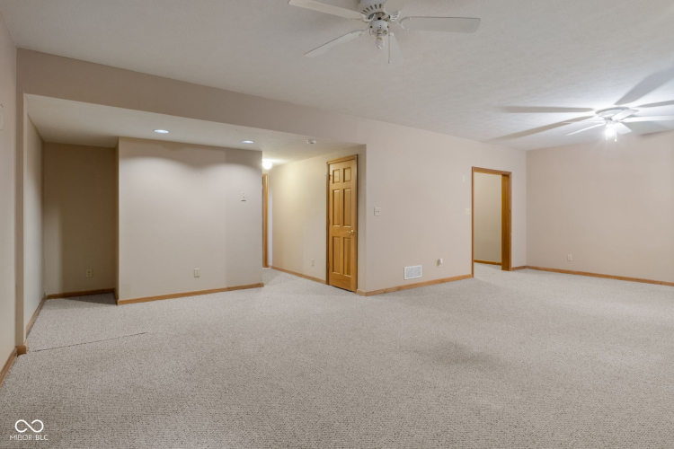 Listing Image 47