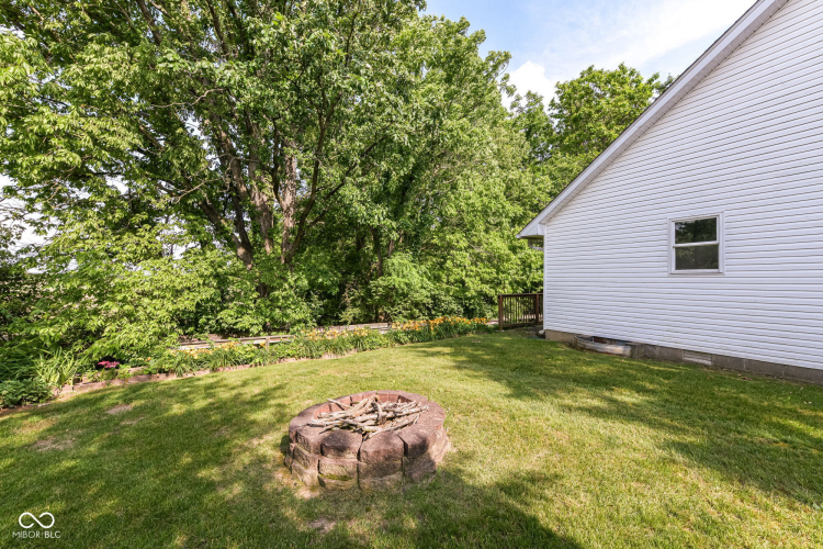 Listing Image 28