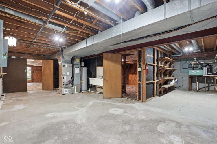 Listing Image 36