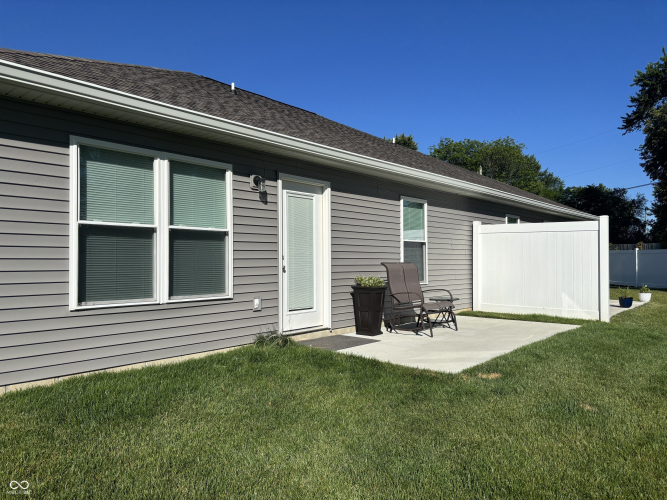 Listing Image 19