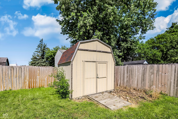 Listing Image 18