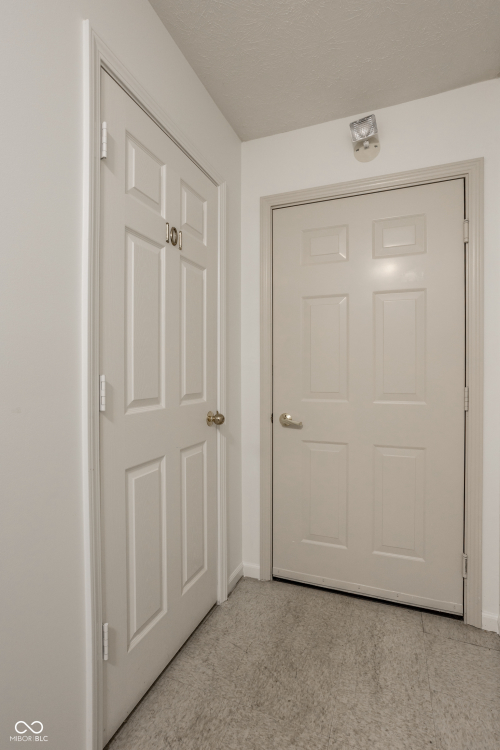 Listing Image 26