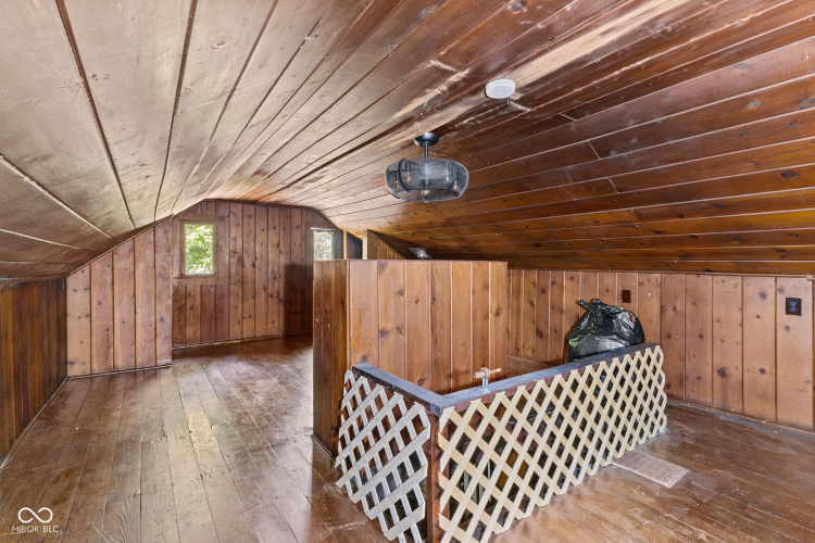 Listing Image 24