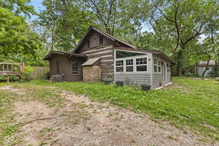 Listing Image 6