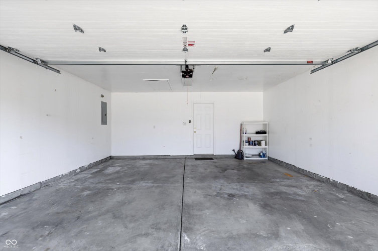 Listing Image 30
