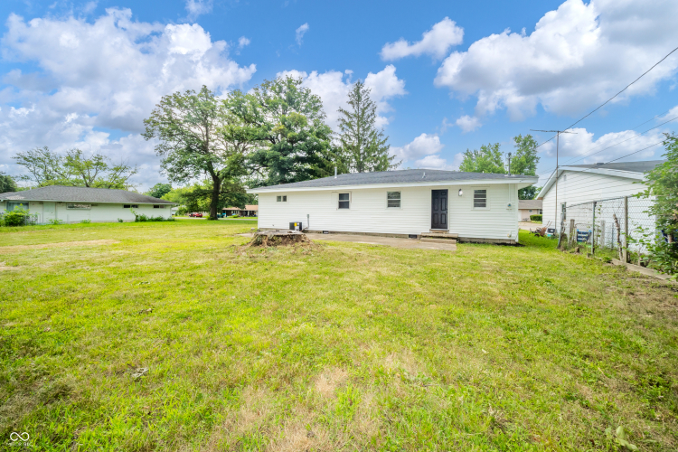 Listing Image 15