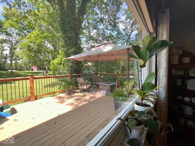 Listing Image 16