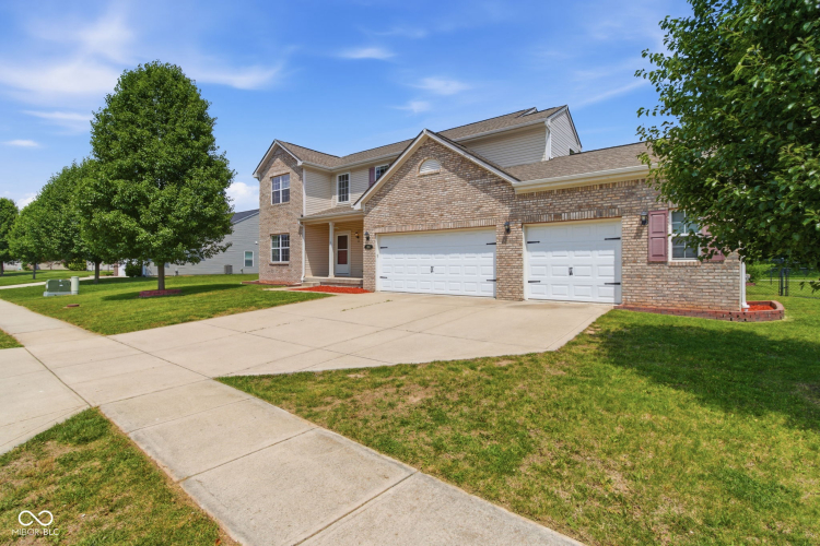 Listing Image 64