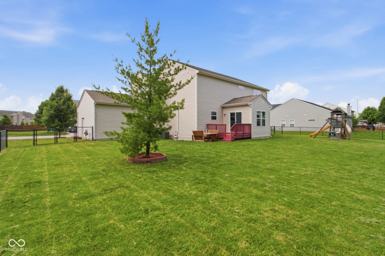 Listing Image 73