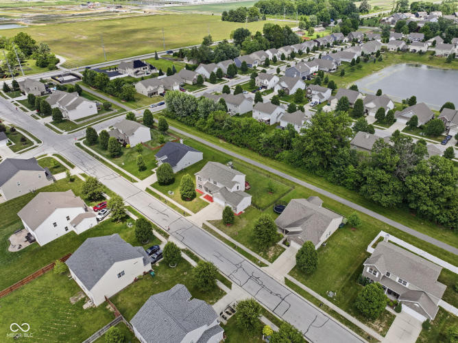 Listing Image 82