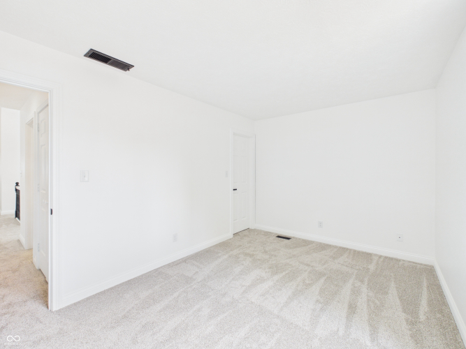 Listing Image 47