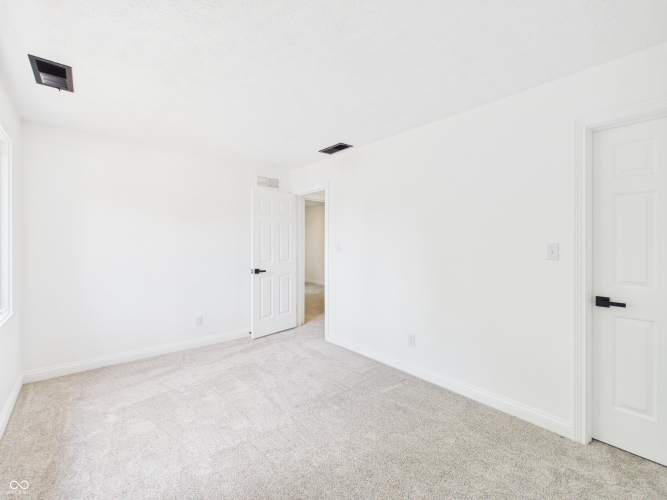 Listing Image 48