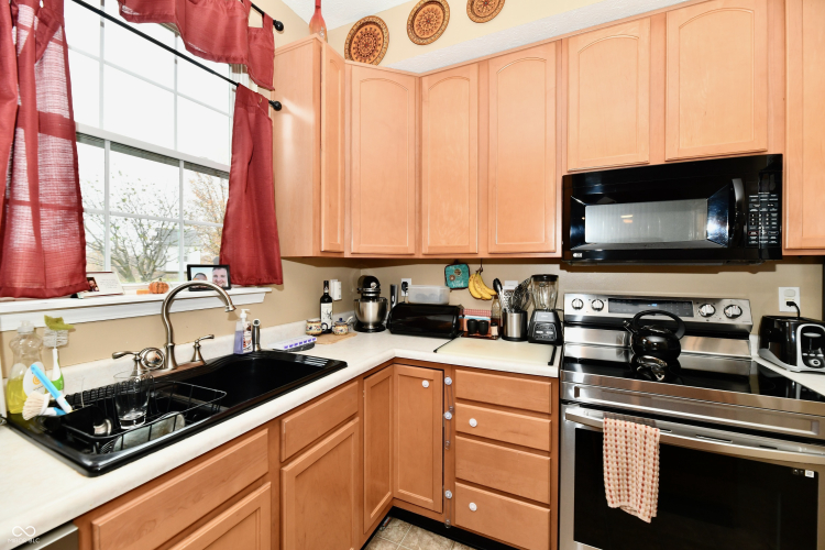 Listing Image 18