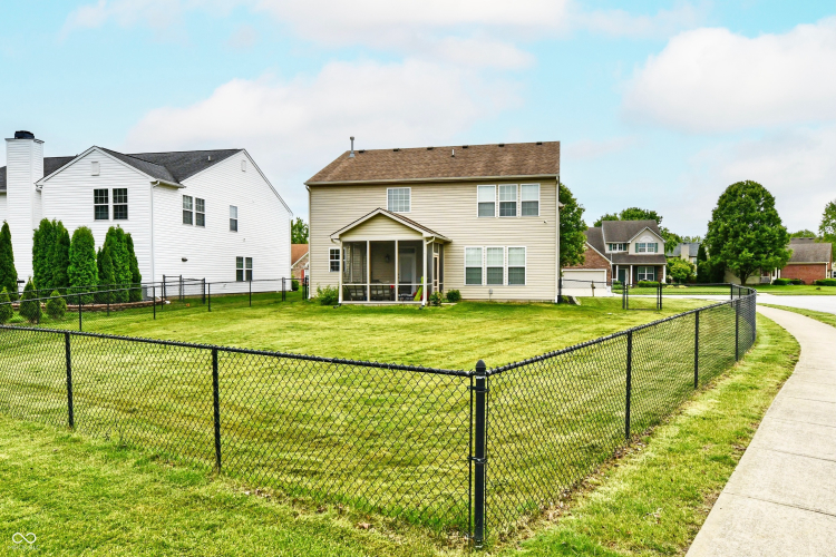 Listing Image 56