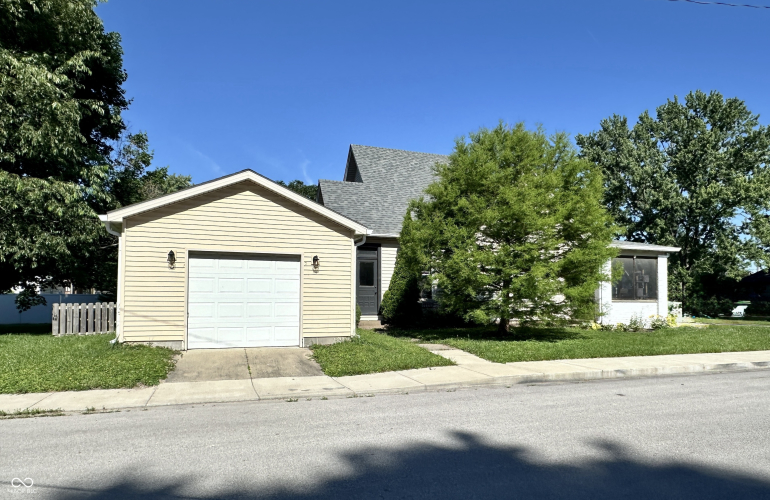 Listing Image 2