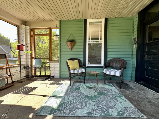 Listing Image 5