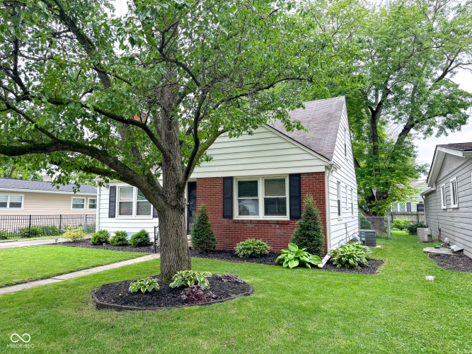 Listing Image 15