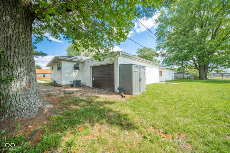 Listing Image 20