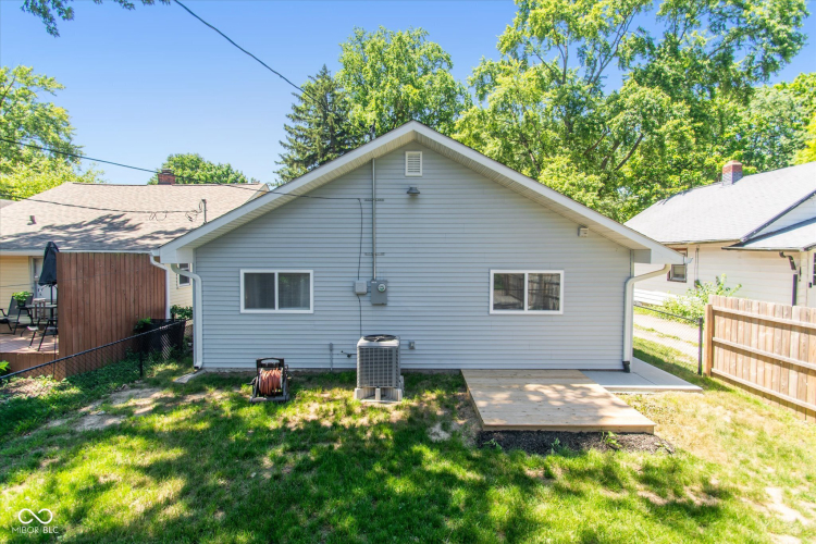 Listing Image 20
