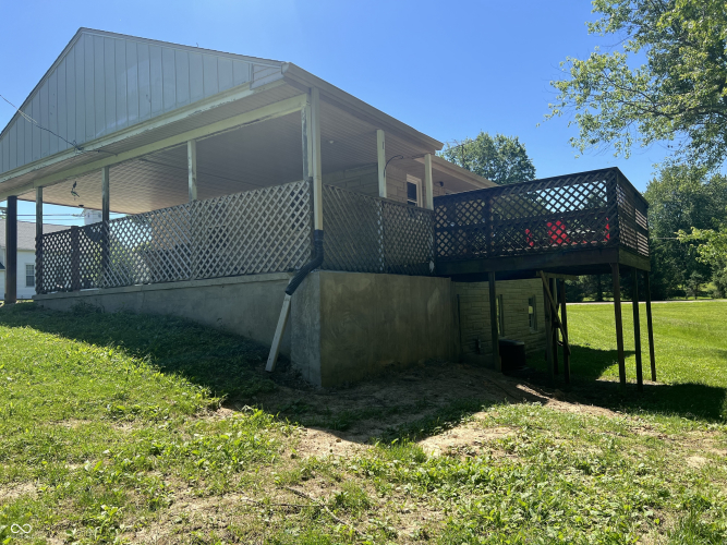 Listing Image 6
