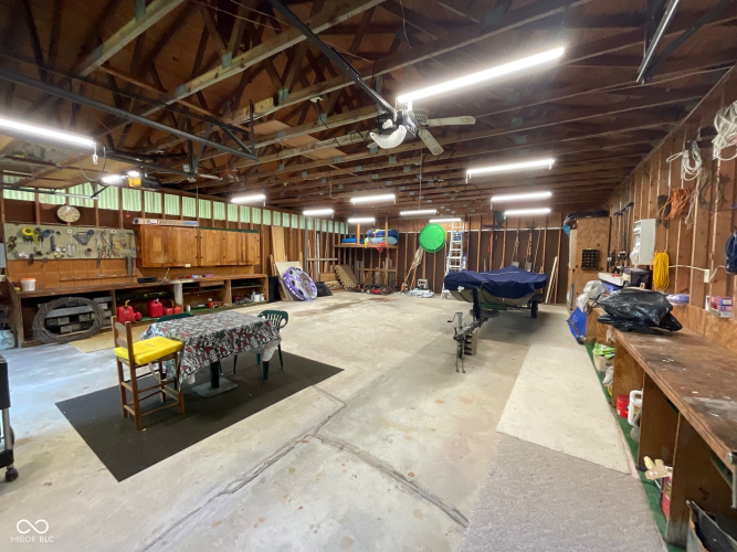 Listing Image 58