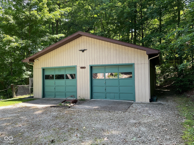 Listing Image 8