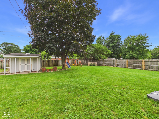 Listing Image 8