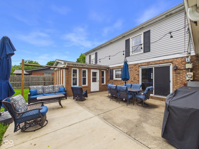 Listing Image 9