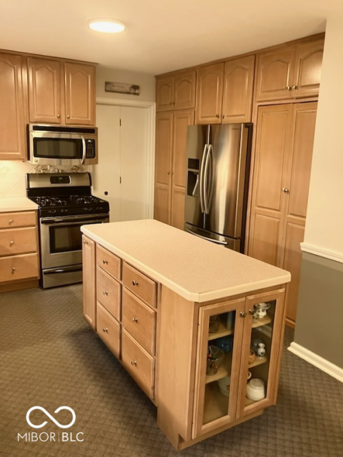 Listing Image 16