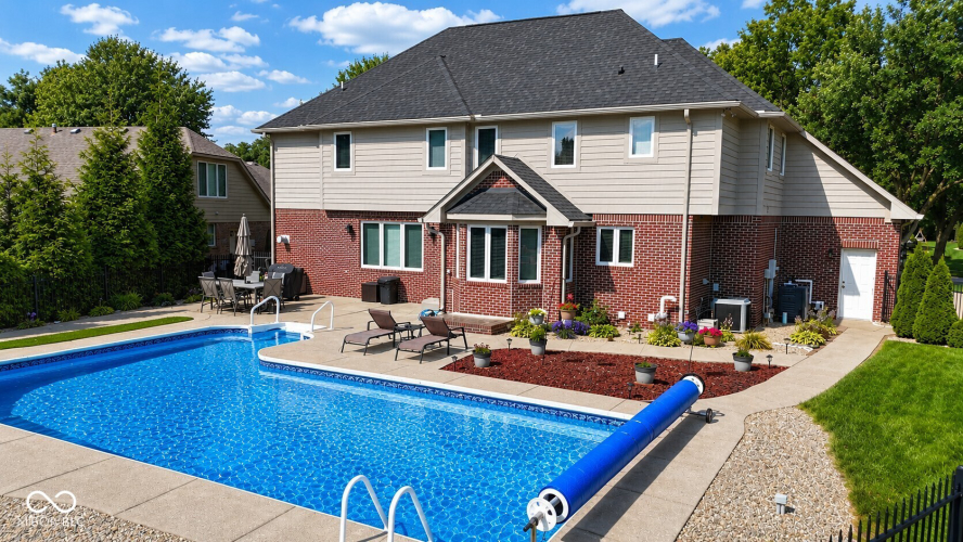 Listing Image 107