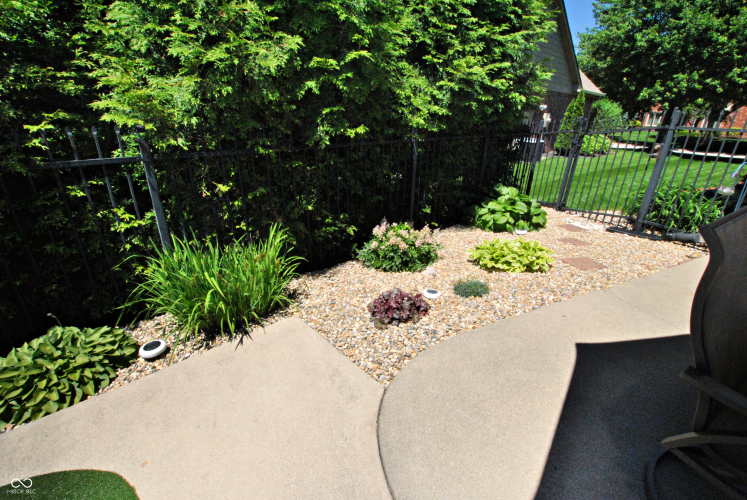 Listing Image 90