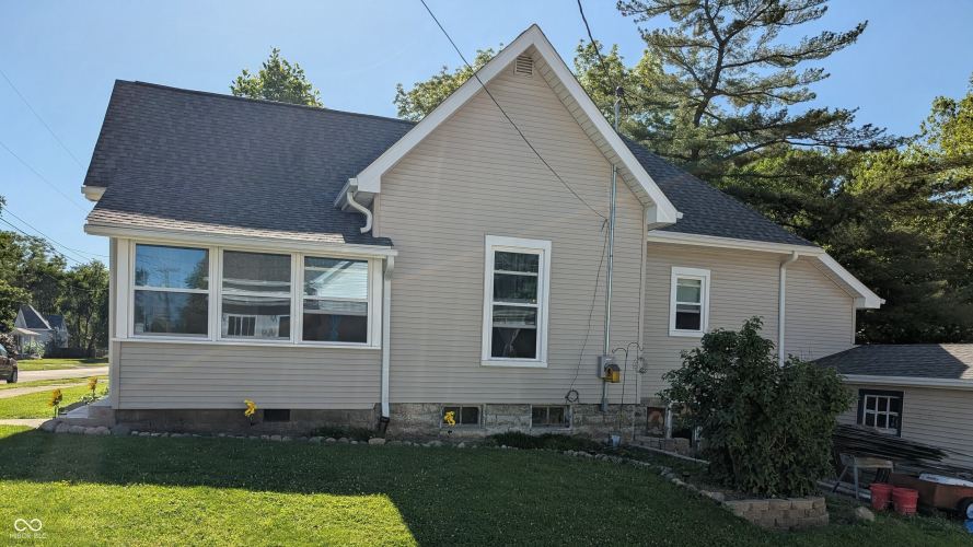 Listing Image 2