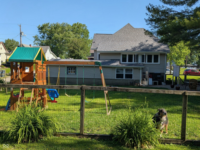 Listing Image 17