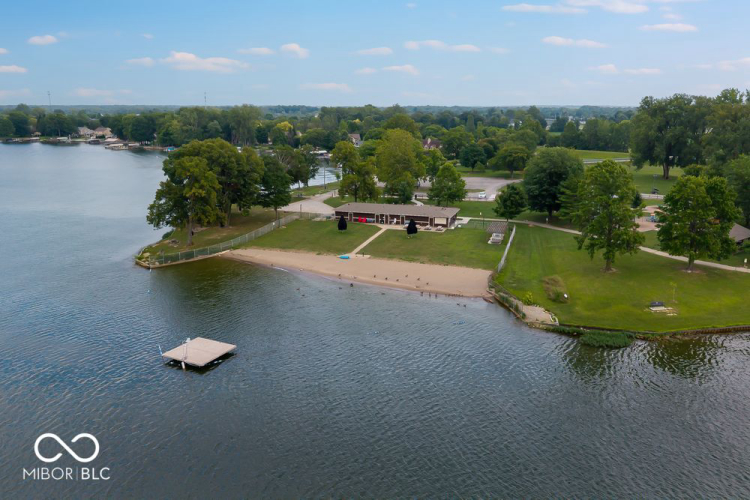 Listing Image 41