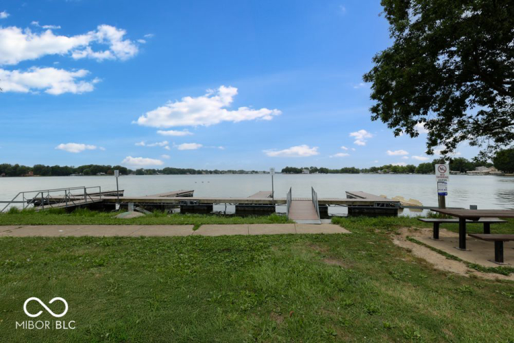 Listing Image 43