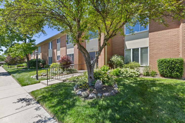 Listing Image 3