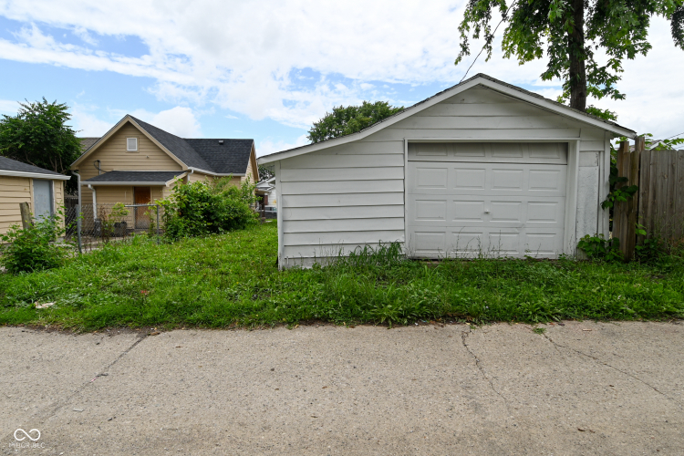 Listing Image 27