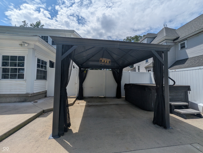 Listing Image 37