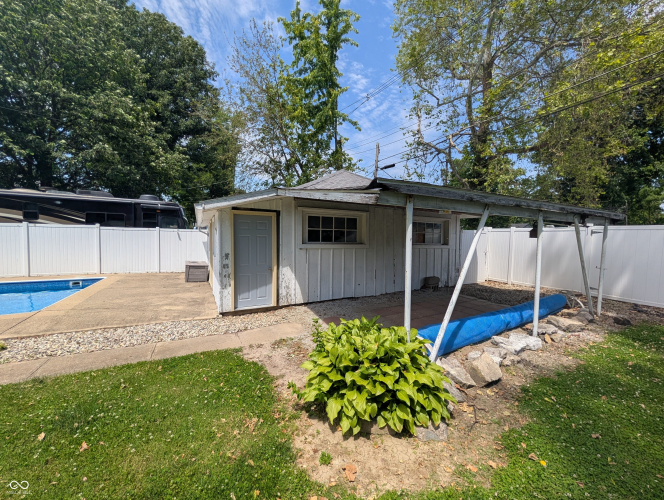 Listing Image 42