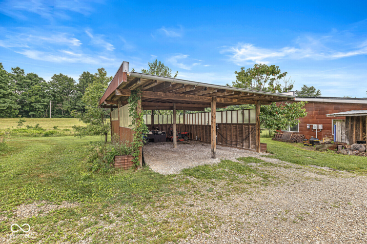 Listing Image 40