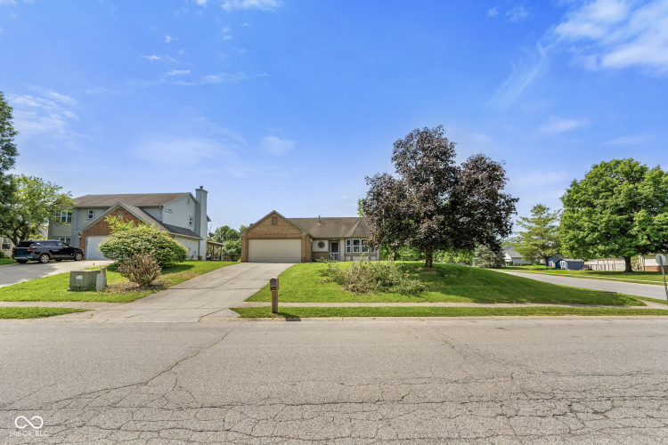 Listing Image 27