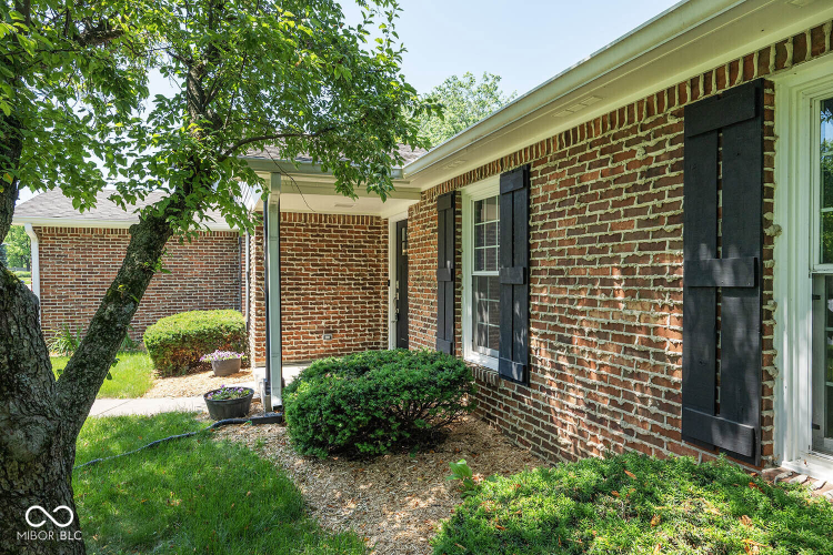 Listing Image 33