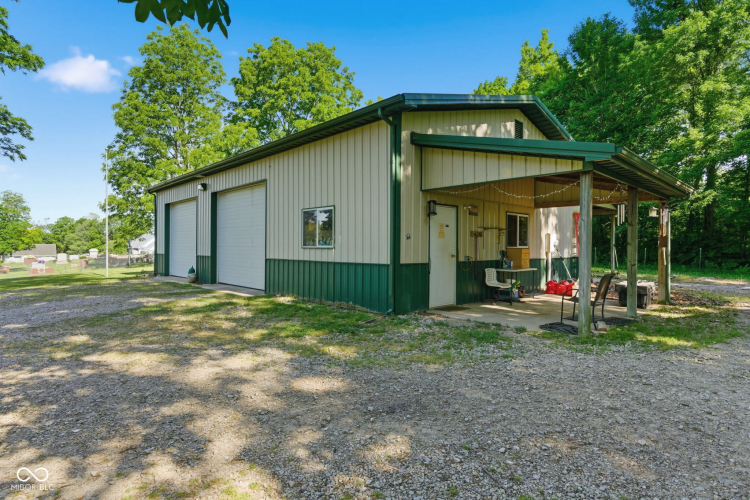 Listing Image 28