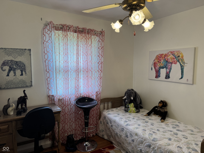 Listing Image 15