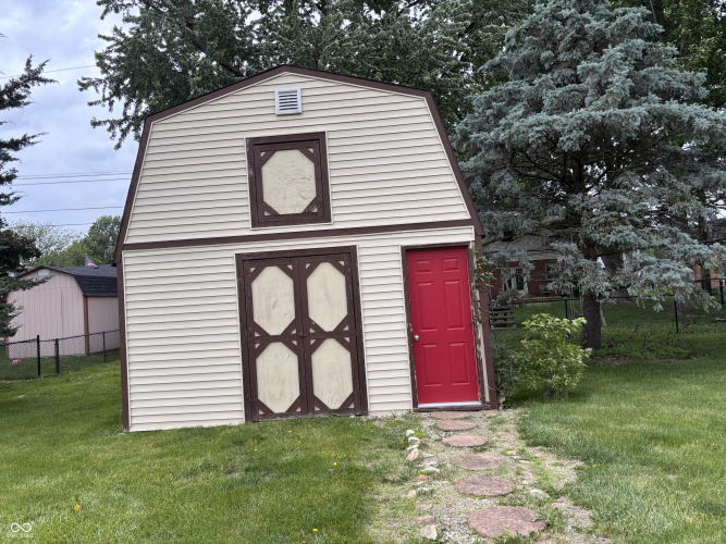 Listing Image 3