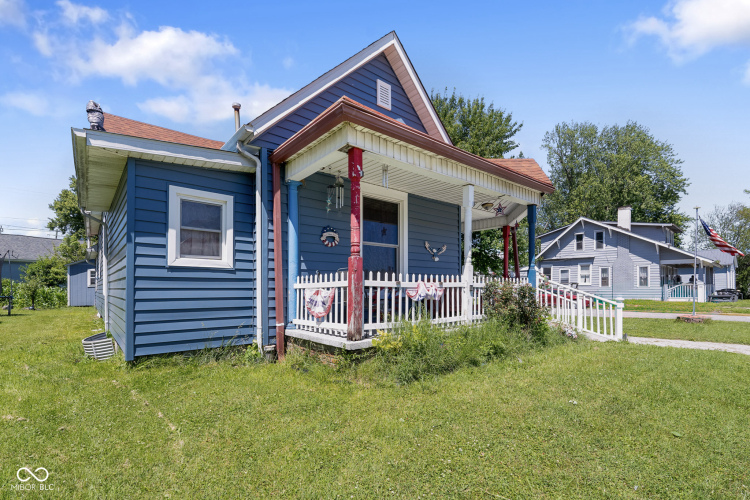 Listing Image 3