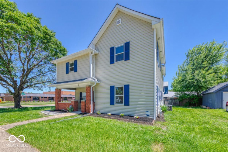 Listing Image 2